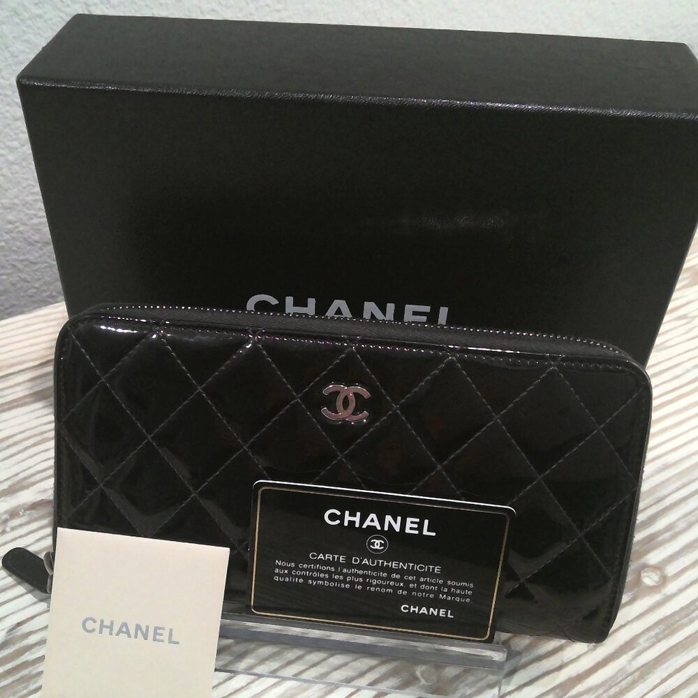 Chanel Classic Black Matelasse Long Patent Leather Wallet